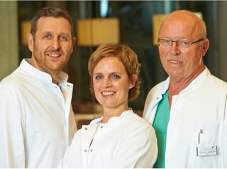 Ihre Allgemein- und (Visceral-)Chirurgen im Hümmling Hospital Sögel (v.l.): Hannes Feja, Dr. med. Annette Belling, Herbert Jablonski.